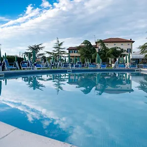 Hotel Sara